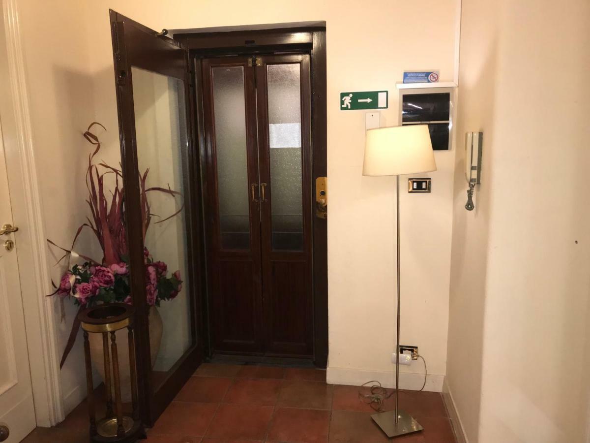 Antica Dimora Caruso Bed & Breakfast Катания Екстериор снимка